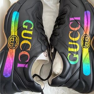 Gucci Nero Apollo Sneakers